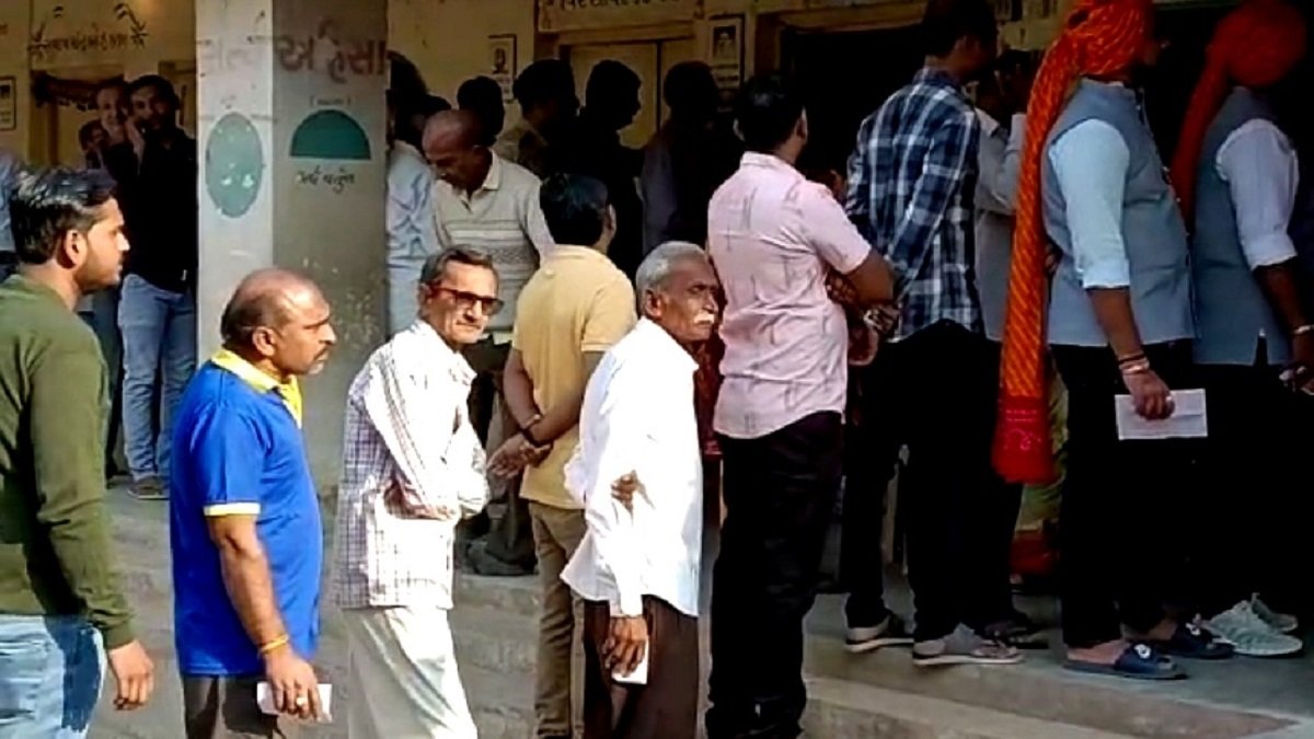 Gujarat Polls Phase 1 Voting Underway For 89 Seats Clarion India