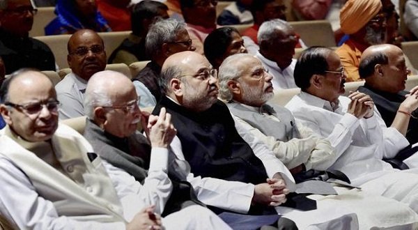 (From Left to Right) Finance minister Arun Jaitley, senior BJP leader LK Advani, party president Amit Shah, Prime Minister Narendra Modi , Union minister M Venkaiah Naidu and Home minister Rajnath Singh at a meeting of NDA MPs’ meeting in New Delhi. (PTI)