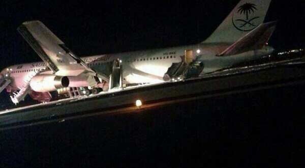 29-Injured-As-Plane-Makes-Emergency-Landing-In-Saudi-Arabia