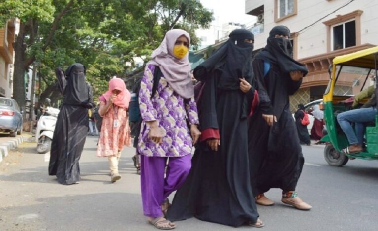 CJI Agrees to List Appeals Against Karnataka HC’s Hijab Judgment in 2 Days