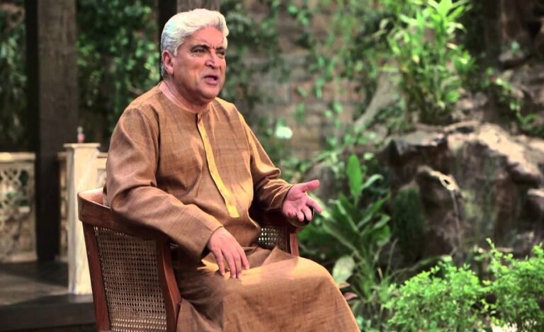 Cops Deployed outside Javed Akhtar Home After He Campares RSS with Taliban