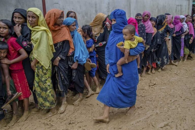 EU Demands Myanmar Halt Violence On Rohingya Muslims