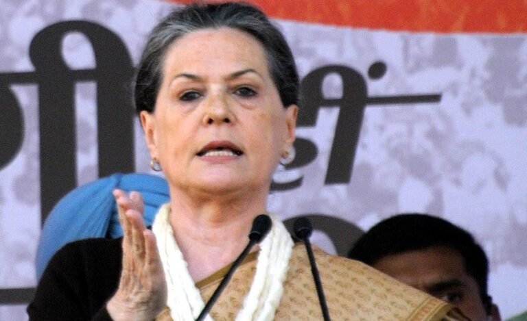 Sonia New Interim Party Chief: Congress Once Again Falls Back on Gandhi Family