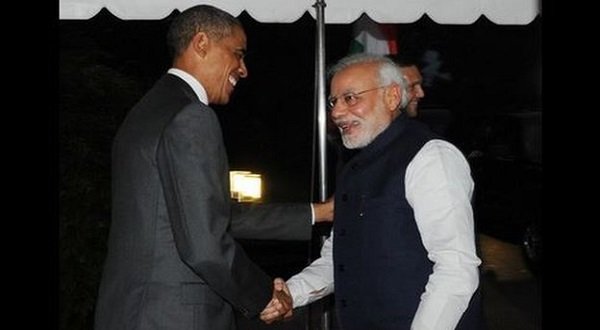 Prime Minister Modi met President Obama at the White House dinner reception on Monday night