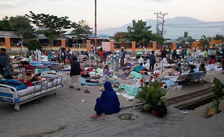 Indonesia Earthquake, Tsunami Toll Reaches 832