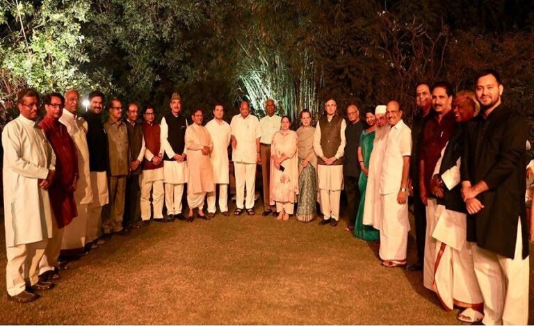Leaders From 19 Parties at Sonia’s Dinner, Discuss Ways to Take on Modi Regime