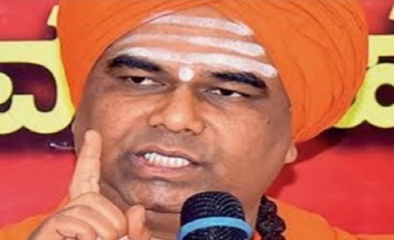 Lingayat Seer Dares K’taka CM to Remove Non-Hindu Religious Centre