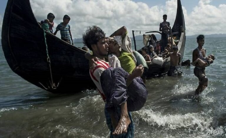 15 Rohingya Refugees Drown After Boat Sinks Off Bangladesh, Several Missing