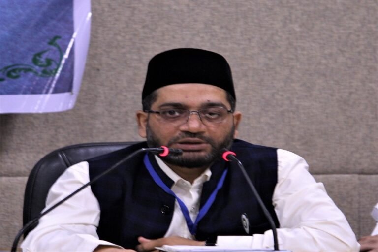 Jamaat-e-Islami Chief Calls Upon Cadre to Serve People Amidst Second Wave of Covid