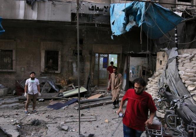 Warplanes Knock Out Aleppo Hospitals as Russian-Backed Assault Intensifies