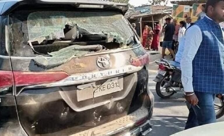UP Elections: Swami Prasad Maurya’s Convoy Attacked