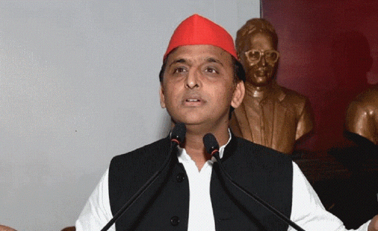 Akhilesh Yadav Blames Cops, Slams UP Government Over Dalit Sisters’ Death in Unnao