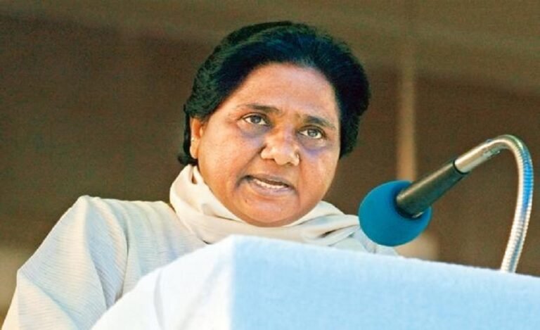 Mayawati Seeks Apology from Modi, BJP Over Demonetization