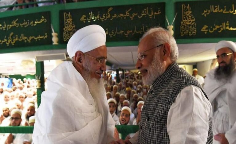 Theatre of the Absurd: Why Modi Loves Dawoodi Bohra Muslims