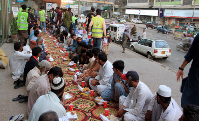 Maulana Khalid Rashid Issues Advisory for Ramazan Amid Lockdown