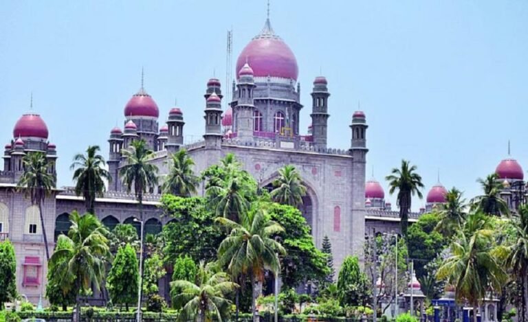 Telangana HC Directs IAS Officer to Serve Iftar Food in Mosque for One Week