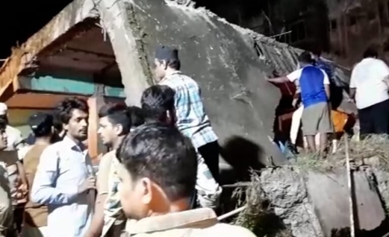 10 Killed, 25 Feared Trapped As Building Collapses in Powerloom Town of Bhiwandi
