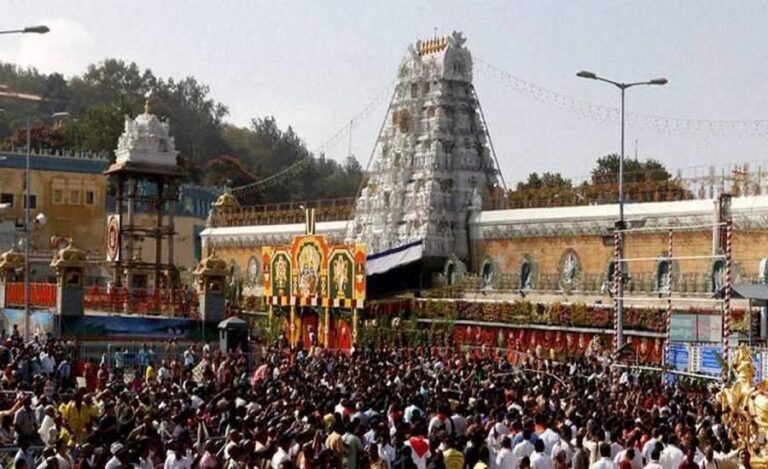 743 Employees of Tirupati Temple Test Corona Positive: No Case for Sealing Off?