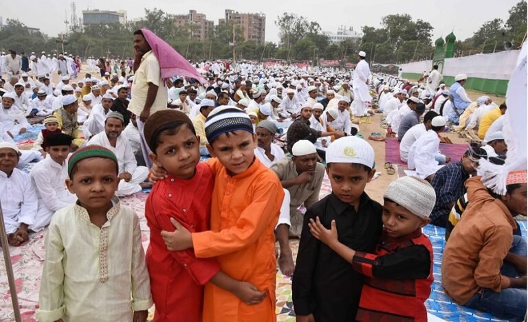 UP Govt Bans Eid Al-Adha Prayers in Mosques, Eidgahs Amid Pandemic