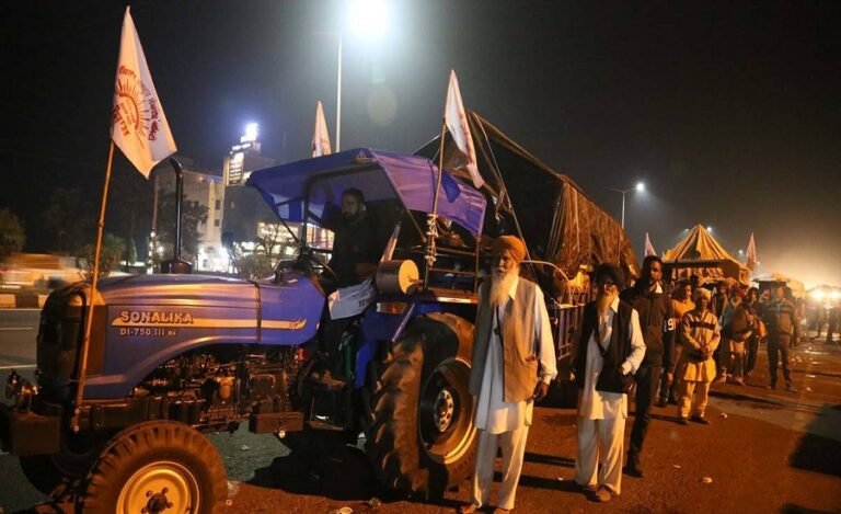 Farmer Protests: New Convoy of Tractors, Cars On Way To Delhi