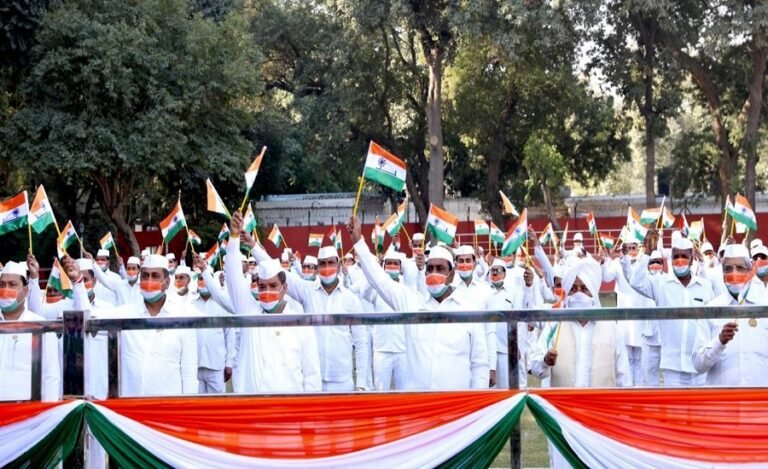 Sonia, Rahul Absent; Congress Celebrates its 136th Foundation Day