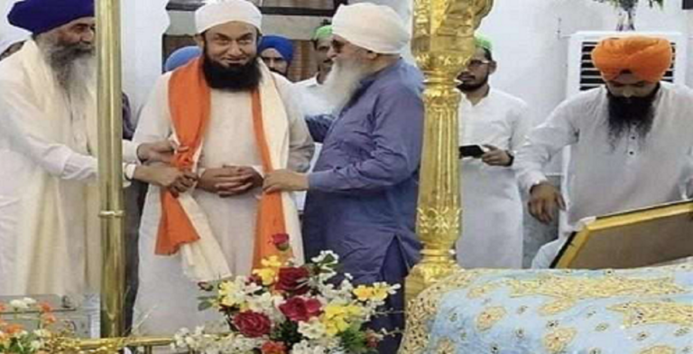 Maulana Tariq Jameel Visits Gurdwara in Kartarpur