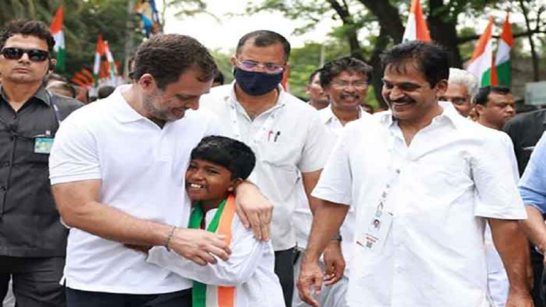 Rahul Shows He Doesn’t Want the World to See Him Through BJP’s Lens