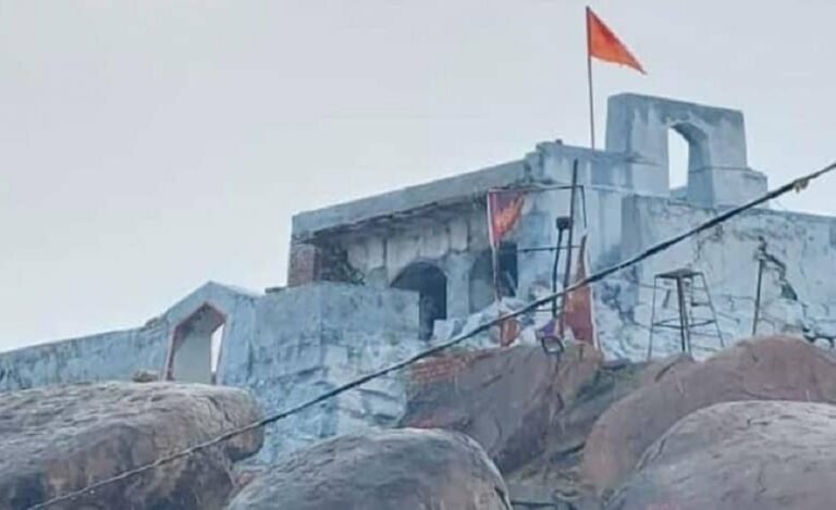 Saffron Flag Hoisted atop Mosque in Telangana Village