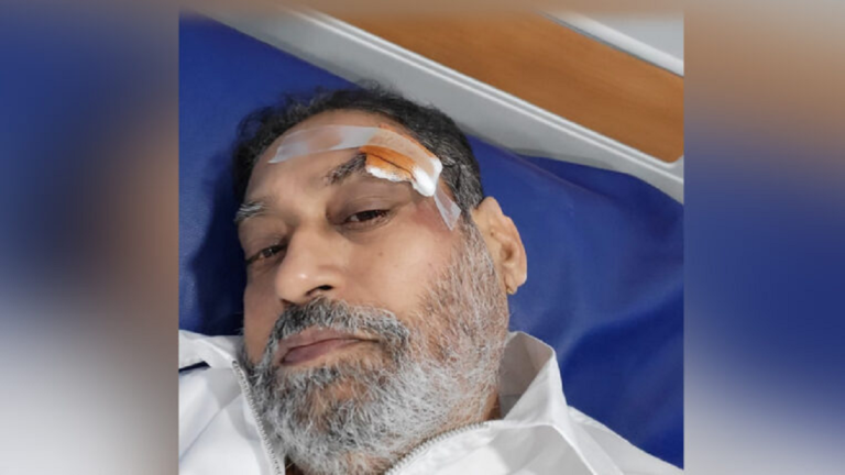 Maharashtra Congress Leader Dr Nitin Raut Pushed by Cops, Hurt in Bharat Jodo Yatra