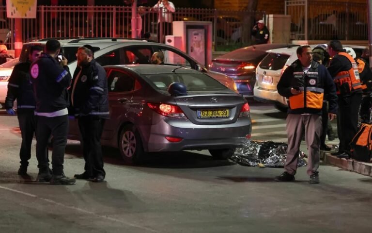Gunman Kills 7 People in Occupied East Jerusalem Synagogue Attack