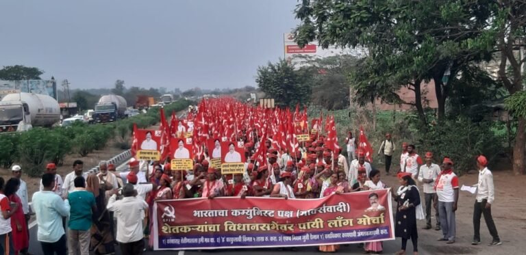 Maharashtra Farmers Continue ‘Long March’, Govt to Hold Talks on Wednesday