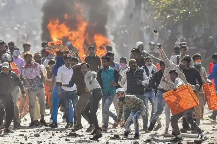 After 5 Years in Prison, Court Acquits Six Muslim Youth in Delhi Riots ...