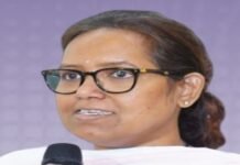 Waste of the State’s Exchequer: Mumbai Congress Criticises Maha CM’s Davos Visit