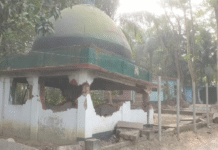 Muslim Community Shows Remarkable Restraint As Mazar Vandalised in Agra